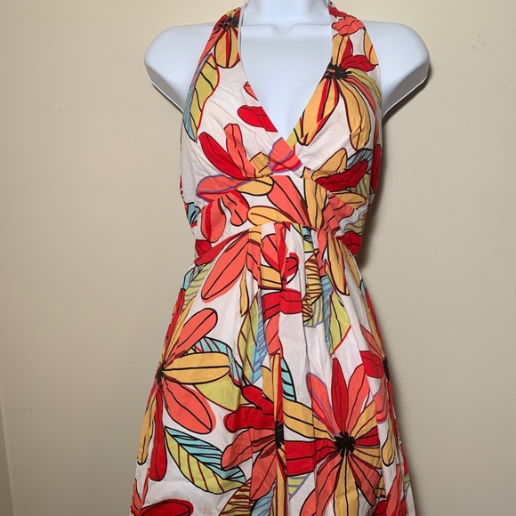 Dresses & Skirts - KNEE LENGTH FLORAL DRESS